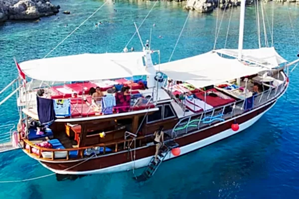 bermuda teknesi